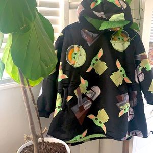 Kids oversized Yoda Snuggie